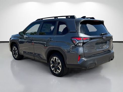 Used 2026 Subaru Forester Premium AWD/4WD image 5