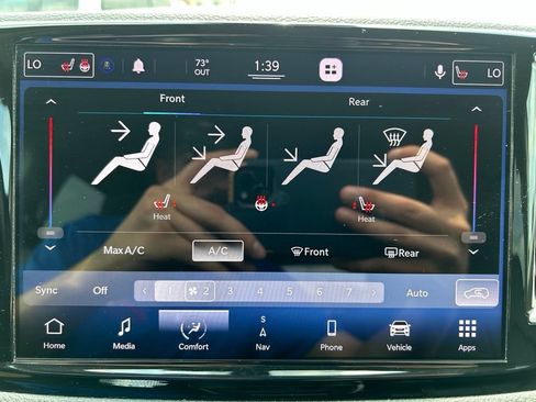 Used 2021 Chrysler Pacifica Touring-L w/ Premium & Safety Sphere Group FWD image 30