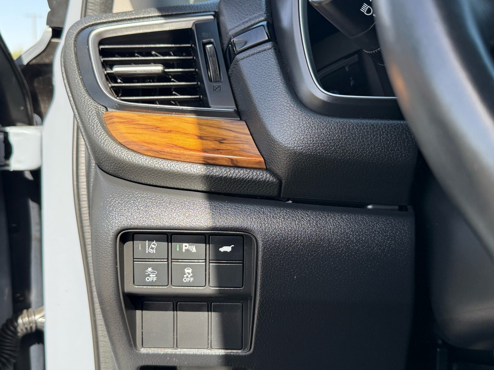 Used 2022 Honda CR-V Touring image 15