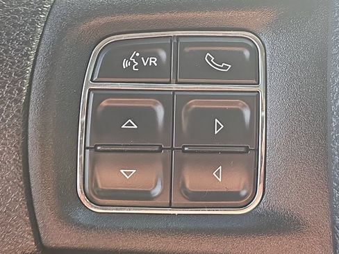 Used 2016 RAM 1500 Express AWD/4WD image 18