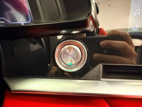 Used 2025 Chevrolet Corvette Z06 RWD image 17