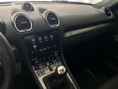 New 2025 Porsche 718 Cayman S image 17