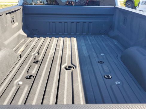 Used 2024 Ford F450 Platinum w/ FX4 Off-Road Package image 16