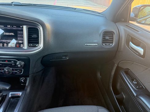 Used 2017 Dodge Charger R/T w/ Blacktop Package image 23