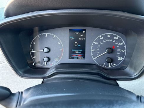 Used 2024 Toyota Corolla Cross L FWD image 23
