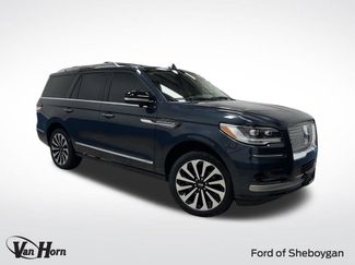 Used 2024 Lincoln Navigator Reserve video 1