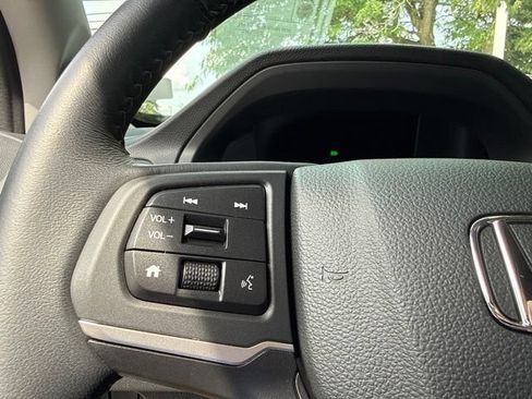 Used 2025 Honda Ridgeline RTL+ image 26
