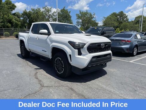 Used 2024 Toyota Tacoma TRD Sport w/ TRD Sport Premium Package AWD/4WD image 1