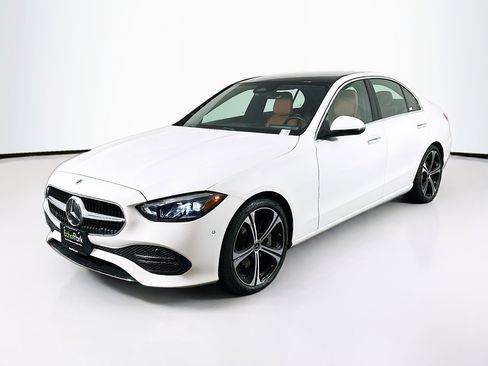 Used 2025 Mercedes-Benz C 300 Sedan image 3