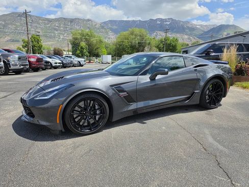 Used 2017 Chevrolet Corvette Grand Sport RWD image 2