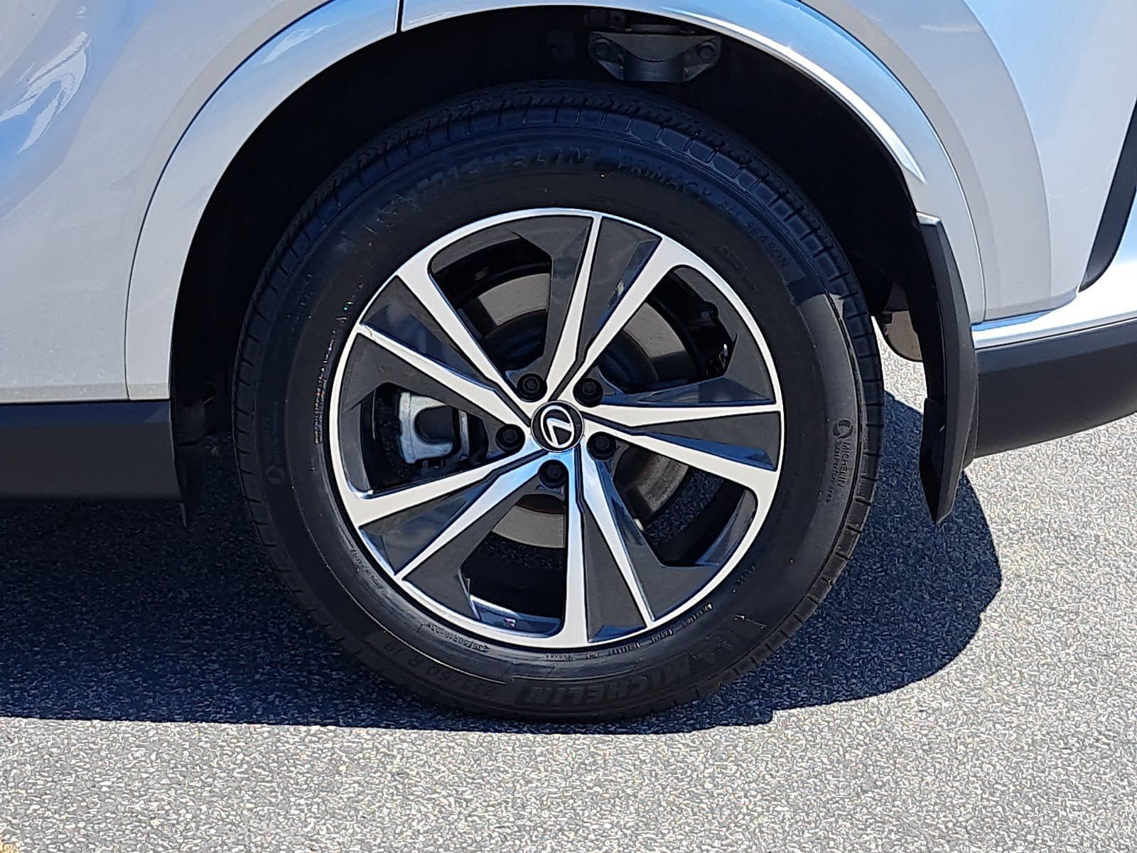 Used 2024 Lexus RX 350h w/ Convenience Package AWD/4WD image 37
