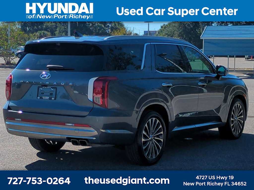 Used 2025 Hyundai Palisade Calligraphy FWD image 5
