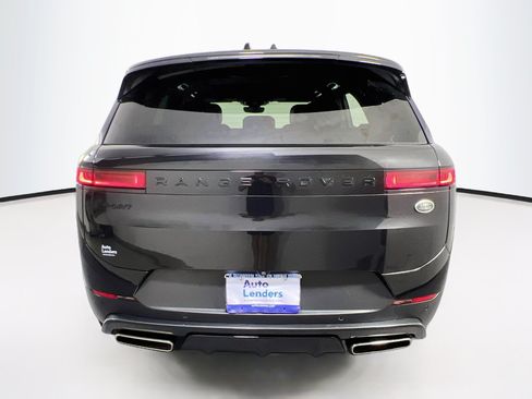 Used 2023 Land Rover Range Rover Sport SE AWD/4WD image 6