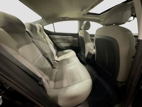 Used 2020 Hyundai Elantra Value Edition image 32