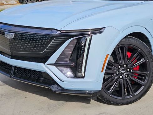 New 2026 Cadillac Lyriq V w/ LPO, Floor Liner Package image 7