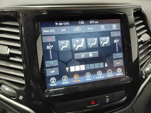 Used 2022 Jeep Cherokee Limited AWD/4WD image 33