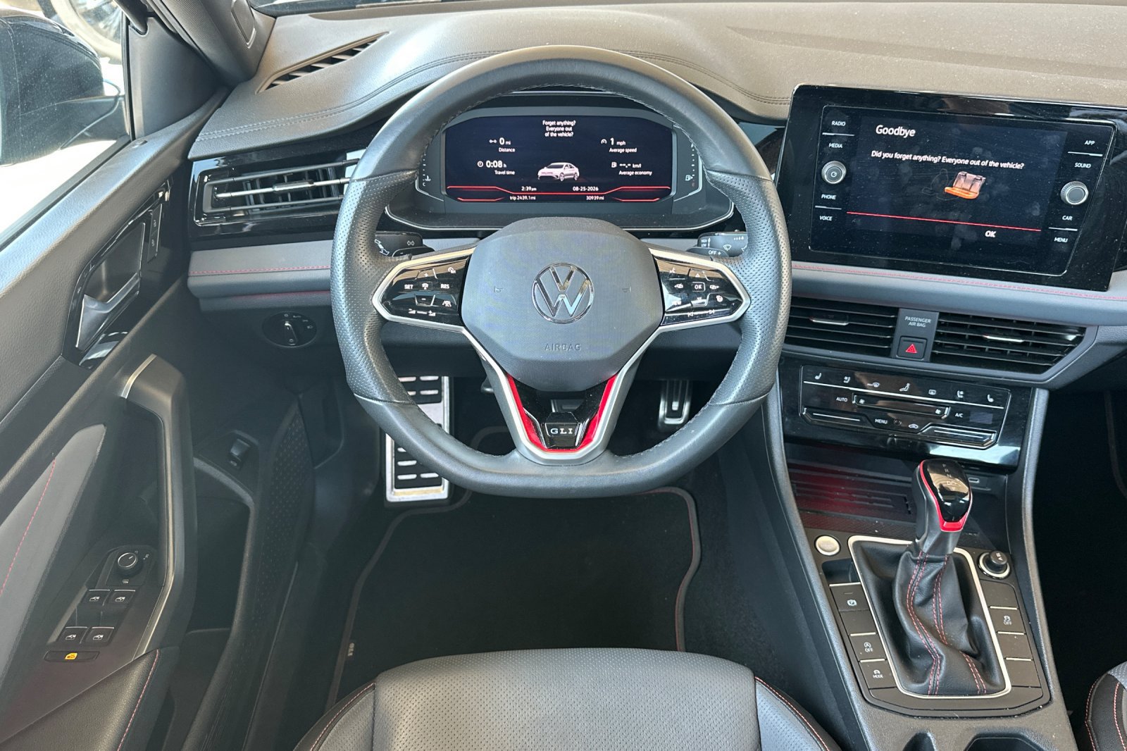 Used 2025 Volkswagen Jetta GLI Autobahn FWD image 17