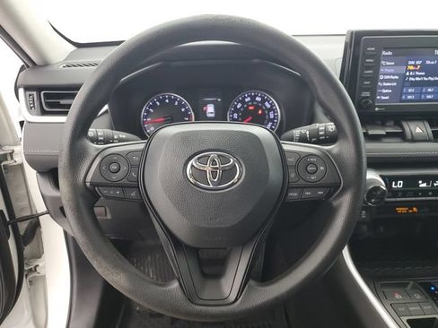 Used 2021 Toyota RAV4 XLE FWD image 22