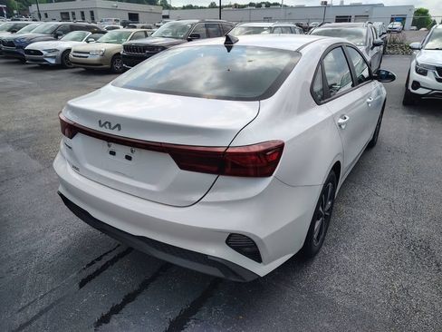 Used 2023 Kia Forte LXS FWD image 5