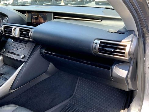 Used 2016 Lexus IS 300 AWD w/ Premium Package image 15