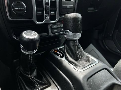 Used 2020 Jeep Wrangler Unlimited Sahara AWD/4WD image 44