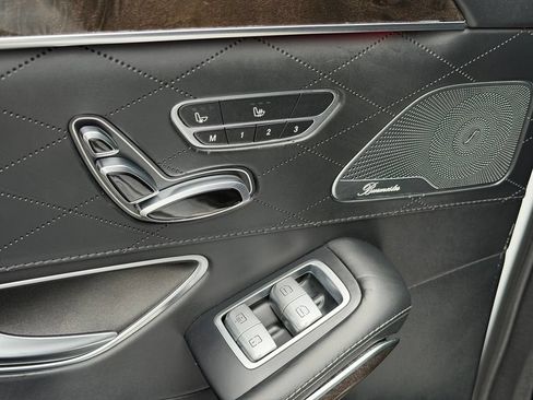 Used 2016 Mercedes-Benz S 63 AMG 4MATIC Sedan image 25