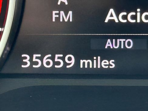 Used 2021 Nissan Rogue SL image 12