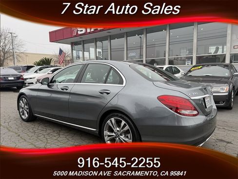 Used 2018 Mercedes-Benz C 300 Sedan image 4