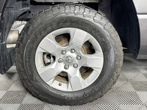 Used 2020 RAM 1500 Big Horn image 32