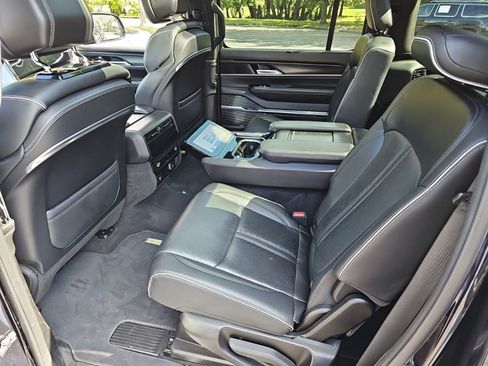 Used 2024 Jeep Grand Wagoneer L Series II w/ Quick Order Packagew 28T AWD/4WD image 19