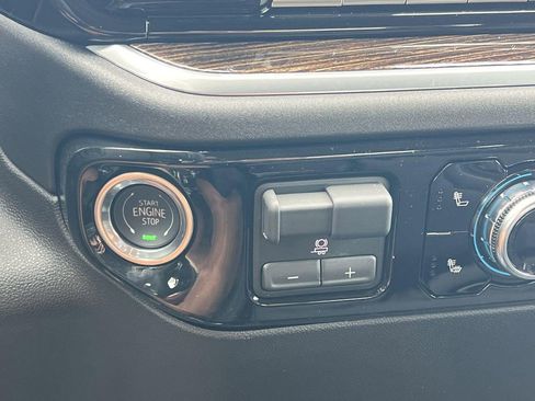 New 2026 GMC Sierra 1500 Elevation image 20