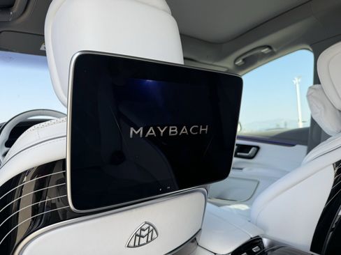 New 2025 Mercedes-Benz Maybach EQS 680 4MATIC image 27