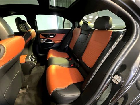 Used 2024 Mercedes-Benz C 300 4MATIC Sedan image 21