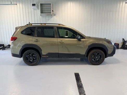 Used 2022 Subaru Forester Wilderness w/ Wilderness Package AWD/4WD image 2