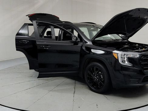 Used 2023 GMC Terrain SLE w/ Driver Convenience Package AWD/4WD image 12