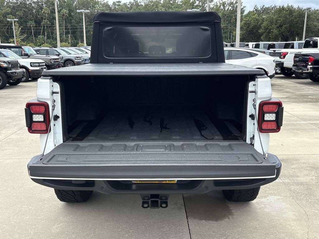Used 2020 Jeep Gladiator Overland w/ Safety Group AWD/4WD image 31