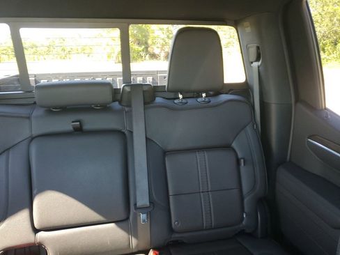 Certified 2025 Chevrolet Silverado 1500 High Country image 14