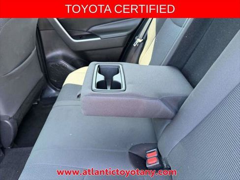 Certified 2023 Toyota RAV4 LE AWD/4WD image 19