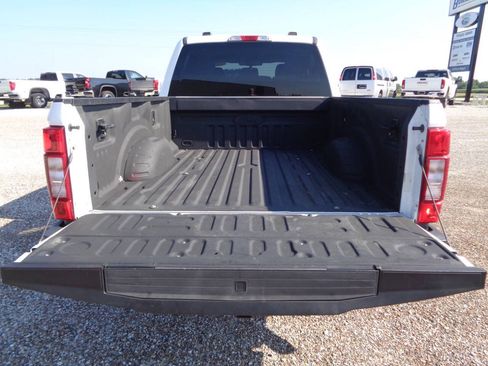 Used 2022 Ford F250 XLT AWD/4WD image 11