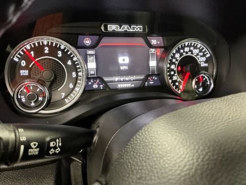 Used 2022 RAM 1500 Big Horn AWD/4WD image 25