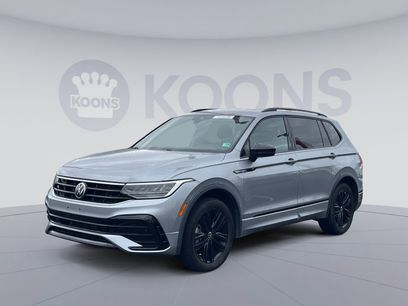 Used 2022 Volkswagen Tiguan SE R-Line