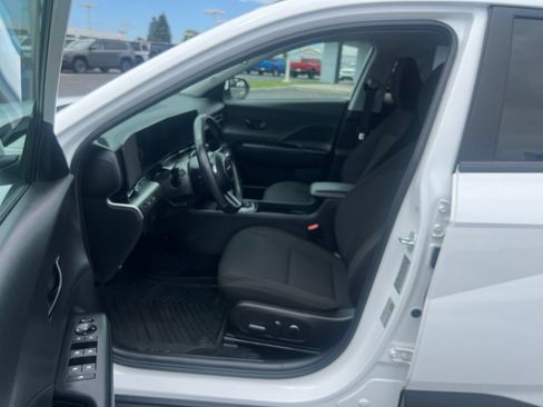 Used 2025 Hyundai Kona SEL AWD/4WD image 22