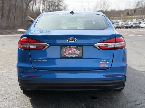 Used 2019 Ford Fusion SE FWD image 6