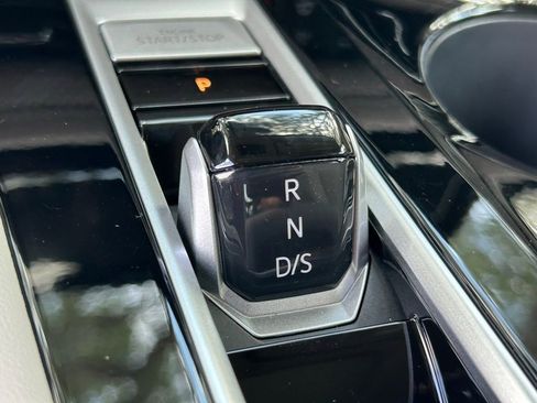 New 2026 Volkswagen Atlas SE FWD image 35