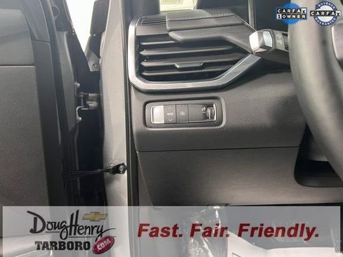 Used 2025 GMC Acadia Elevation image 30