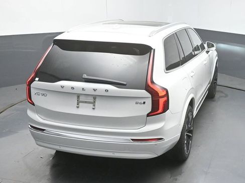 New 2026 Volvo XC90 B6 Ultra w/ Protection Package image 48