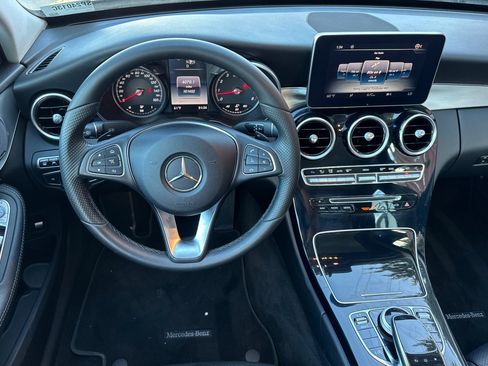 Used 2015 Mercedes-Benz C 300 Sedan image 18