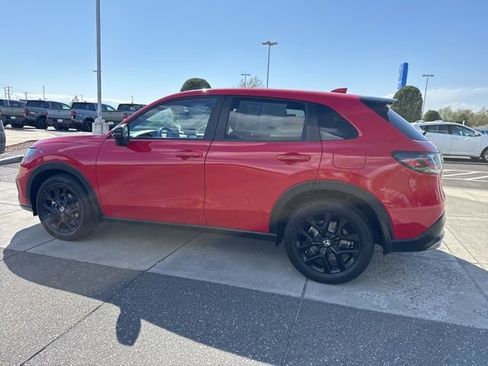 Used 2024 Honda HR-V Sport image 10