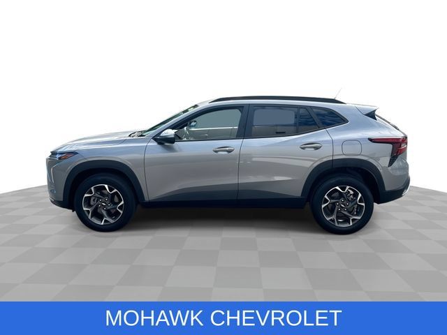Used 2024 Chevrolet Trax LT w/ Driver Confidence Package FWD image 5