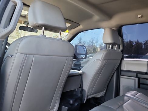 Used 2022 Ford F250 XL w/ STX Appearance Package image 10